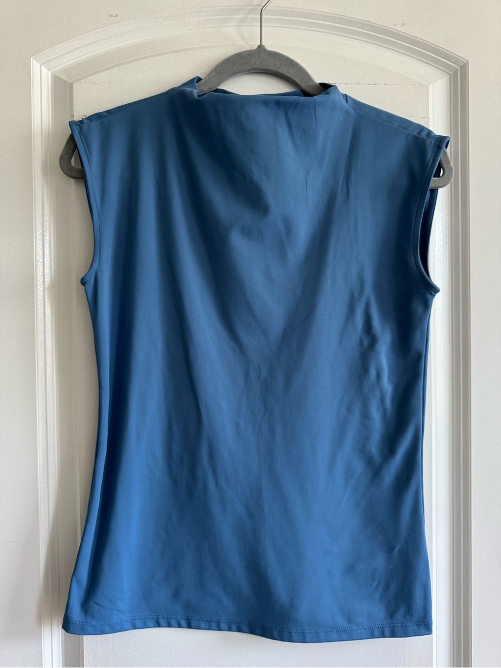 Ann Taylor | Mock Neck Sleeveless Blouse Blue Size Small